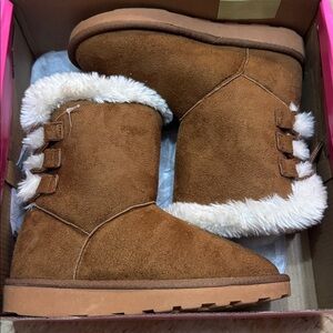 KIDS Rampage Girls Purple Box with Pink Star Pattern